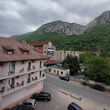 Pensiunea Paradis Băile Herculane Exterior foto