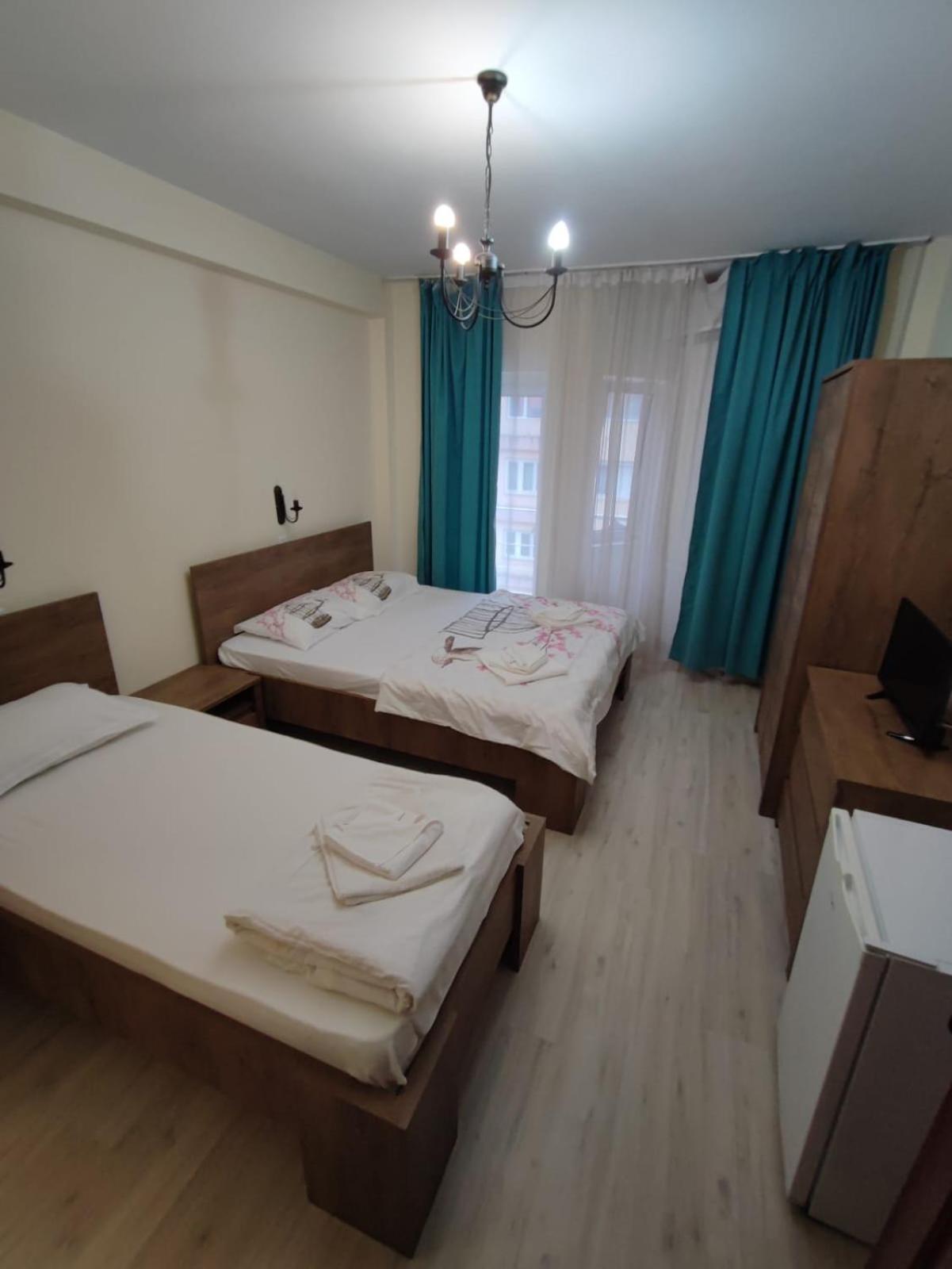 Pensiunea Paradis Băile Herculane Exterior foto